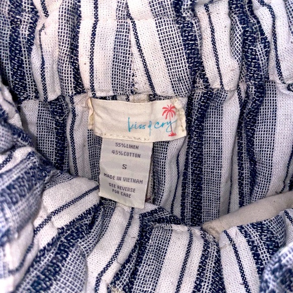 High Rise Ruffled Linen Striped Shorts - Picture 4 of 4